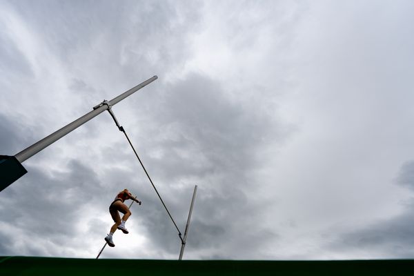 Stabhochsprung am 01.07.2023 waehrend den deutschen U23 Leichtathletik-Meisterschaften im Jahnstadion in Göttingen