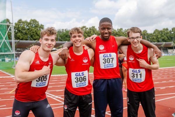 Frederik Postler (VfL Eintracht Hannover), Fabio Borchardt (VfL Eintracht Hannover), Fawzane Salifou (VfL Eintracht Hannover), Phil Halfmann (VfL Eintracht Hannover) am 02.07.2023 waehrend den deutschen U23 Leichtathletik-Meisterschaften im Jahnstadion in Göttingen