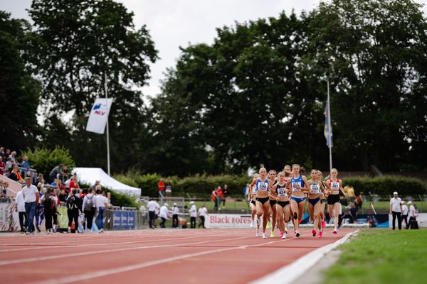 Fabiane Meyer (TV Westfalia Epe), Olivia Guerth (Diezer TSK Oranien), Verena Meisl (TV Wattenscheid 01), Charlotte Augenstein (Athletics Team Karben), Nele Heymann (TuS Haren) am 02.07.2023 waehrend den deutschen U23 Leichtathletik-Meisterschaften im Jahnstadion in Göttingen