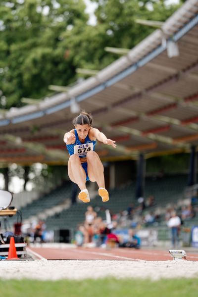 Pia Messing (TV Gladbeck 1912) am 02.07.2023 waehrend den deutschen U23 Leichtathletik-Meisterschaften im Jahnstadion in Göttingen