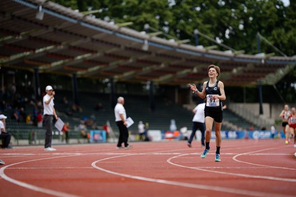 Blanka Doerfel (SCC Berlin) ueber 5000m am 02.07.2023 waehrend den deutschen U23 Leichtathletik-Meisterschaften im Jahnstadion in Göttingen