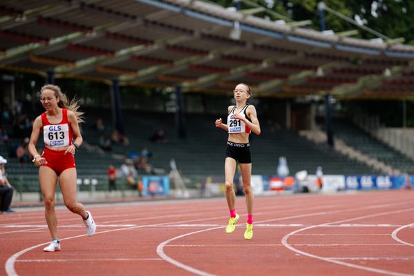 Paula Heide (Lueneburger SV) in Ziel am 02.07.2023 waehrend den deutschen U23 Leichtathletik-Meisterschaften im Jahnstadion in Göttingen