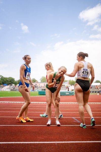 Daumen hoch für Silber: Nele Jaworski (VfL Wolfsburg) am 02.07.2023 waehrend den deutschen U23 Leichtathletik-Meisterschaften im Jahnstadion in Göttingen