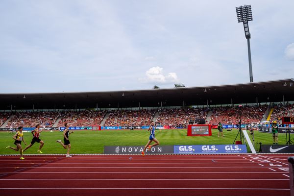 Marius Probst (TV Wattenscheid 01) gewinnt die 1500m vor Amos Bartelsmeyer (Eintracht Frankfurt e.V.), Elias Schreml (LG Olympia Dortmund), Timo Benitz (LG farbtex Nordschwarzwald) während der 113. Deutschen Leichtathletik-Meisterschaften am 09.07.2023 im Auestadion in Kassel