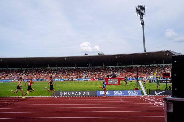 Marius Probst (TV Wattenscheid 01) gewinnt die 1500m vor Amos Bartelsmeyer (Eintracht Frankfurt e.V.), Elias Schreml (LG Olympia Dortmund), Timo Benitz (LG farbtex Nordschwarzwald) während der 113. Deutschen Leichtathletik-Meisterschaften am 09.07.2023 im Auestadion in Kassel