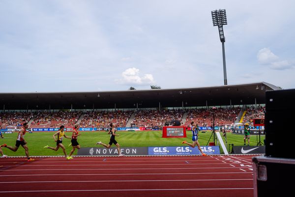 Marius Probst (TV Wattenscheid 01) gewinnt die 1500m vor Amos Bartelsmeyer (Eintracht Frankfurt e.V.), Elias Schreml (LG Olympia Dortmund), Timo Benitz (LG farbtex Nordschwarzwald) während der 113. Deutschen Leichtathletik-Meisterschaften am 09.07.2023 im Auestadion in Kassel