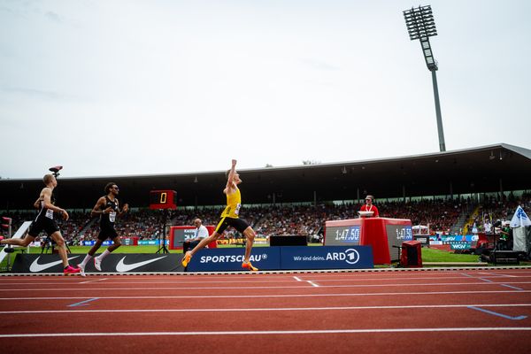 Luis Oberbeck (LG Goettingen) gewinnt die 800m während der 113. Deutschen Leichtathletik-Meisterschaften am 09.07.2023 im Auestadion in Kassel