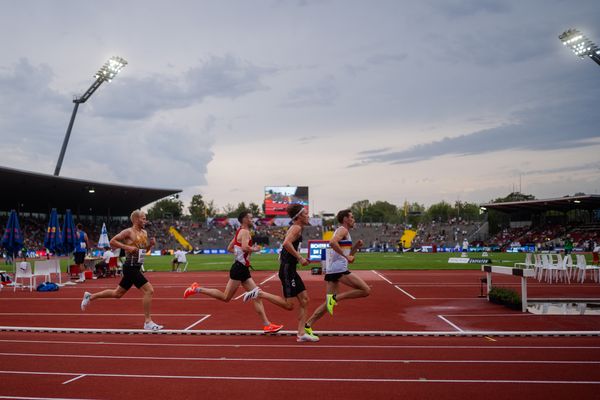 Aaron Davor Bienenfeld (ssC Hanau-Rodenbach), Sam Parsons (SCC Berlin), Maximilian Thorwirth (SFD 75 Duesseldorf-Sued), Florian Bremm (LSC Hoechstadt/Aisch) während der 113. Deutschen Leichtathletik-Meisterschaften am 09.07.2023 im Auestadion in Kassel