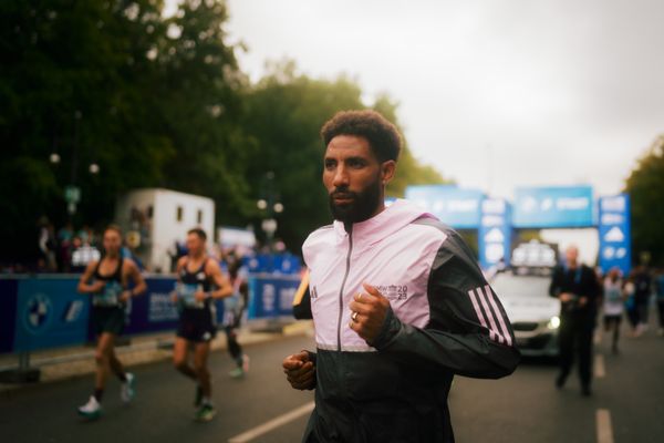 Amanal Petros (GER/Germany) am 24.09.2023 beim Berlin Marathon in Berlin