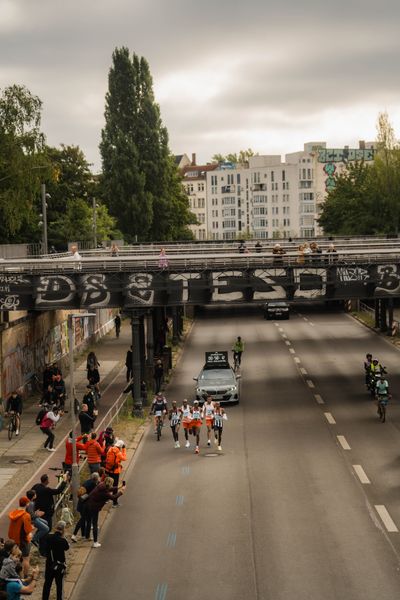 Eliud Kipchoge (KEN/Kenya) am 24.09.2023 beim Berlin Marathon in Berlin