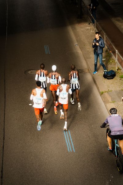 Eliud Kipchoge (KEN/Kenya) am 24.09.2023 beim Berlin Marathon in Berlin