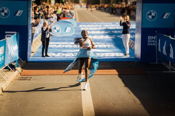 Tigst Assefa (ETH/Ethiopia) am 24.09.2023 beim Berlin Marathon in Berlin