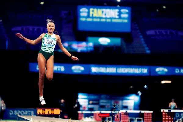 Laura Raquel Müller (GER/Unterländer LG) beim Weitsprung beim 4. ISTAF INDOOR Düsseldorf am 04.02.2024 im PSD Bank Dome in Düsseldorf