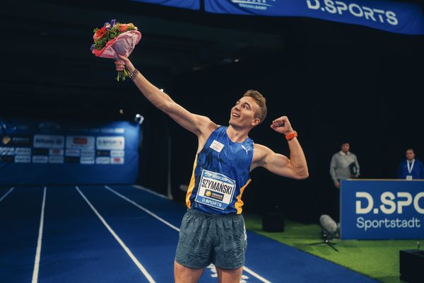 Jakub Szymanski (POL) ueber 60 Hürden beim 4. ISTAF INDOOR Düsseldorf am 04.02.2024 im PSD Bank Dome in Düsseldorf