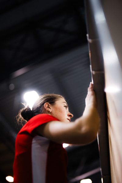 Carolin Bothe (LG Olympia Dortmund) am 17.02.2024 während den 71. Deutschen Leichtathletik-Hallenmeisterschaften in der QUARTERBACK Immobilien ARENA in Leipzig