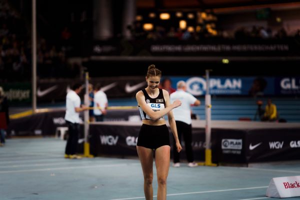 Imke Onnen (Hannover 96) beim Hochsprung am 17.02.2024 während den 71. Deutschen Leichtathletik-Hallenmeisterschaften in der QUARTERBACK Immobilien ARENA in Leipzig