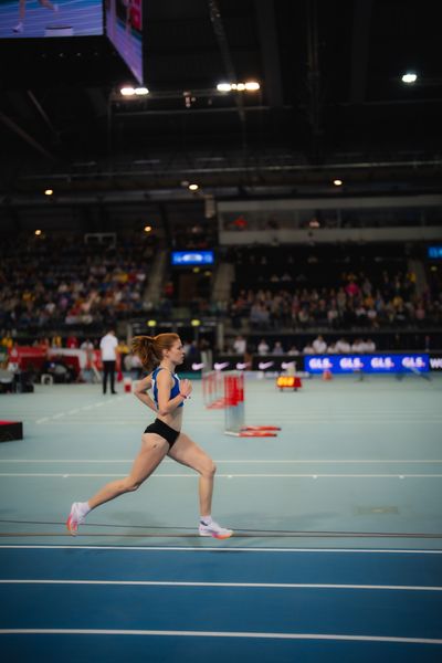 Eva Dieterich (LAV Stadtwerke Tübingen) im 3000m Finale der Frauen am 17.02.2024 während den 71. Deutschen Leichtathletik-Hallenmeisterschaften in der QUARTERBACK Immobilien ARENA in Leipzig