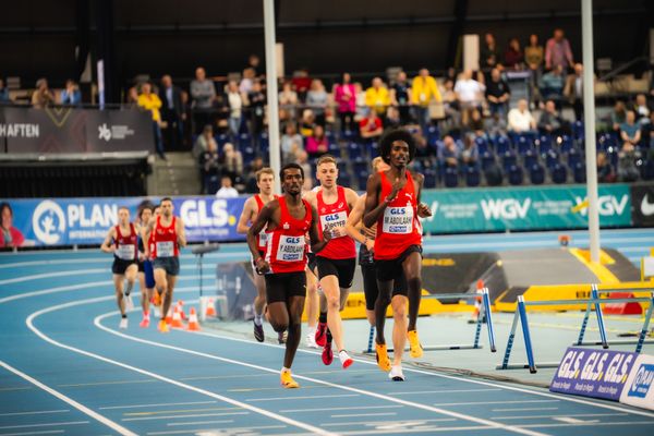 Yassin Abdilaahi (LG Olympia Dortmund), Mohamed Abdilaahi (LG Olympia Dortmund), Tom Förster (LG Braunschweig) am 17.02.2024 während den 71. Deutschen Leichtathletik-Hallenmeisterschaften in der QUARTERBACK Immobilien ARENA in Leipzig