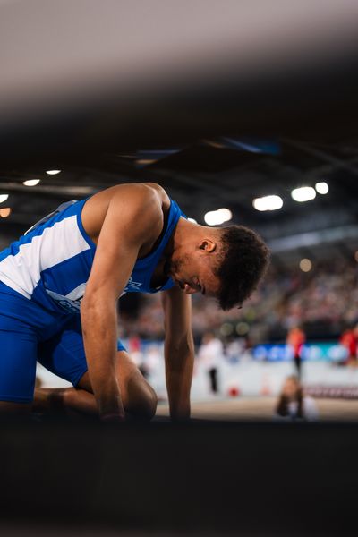 Robin Erewa (TV Wattenscheid 01) im  Startblock am 18.02.2024 während den 71. Deutschen Leichtathletik-Hallenmeisterschaften in der QUARTERBACK Immobilien ARENA in Leipzig