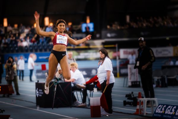 Laura Raquel Müller (Unterländer LG) am 18.02.2024 während den 71. Deutschen Leichtathletik-Hallenmeisterschaften in der QUARTERBACK Immobilien ARENA in Leipzig