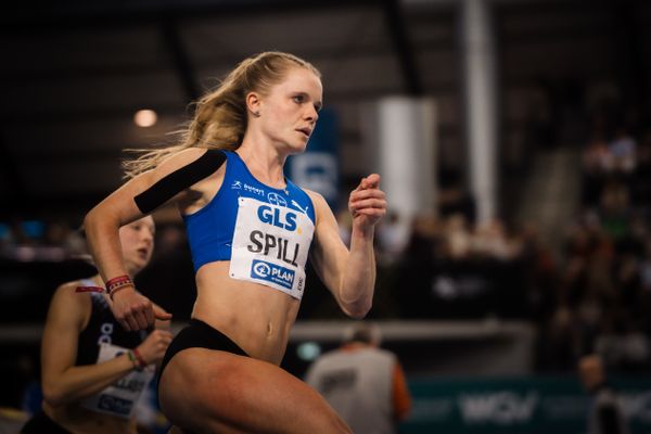 Tanja Spill (LAV Bayer Uerdingen/Dormagen) im 800m Finale am 18.02.2024 während den 71. Deutschen Leichtathletik-Hallenmeisterschaften in der QUARTERBACK Immobilien ARENA in Leipzig