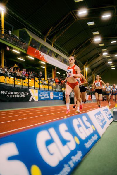 Jule Lindner (LG Bamberg) waehrend der 55. Deutsche Jugend-Hallenmeisterschaften U20 am 24.02.2024 in der Helmut-Körnig-Halle in Dortmund