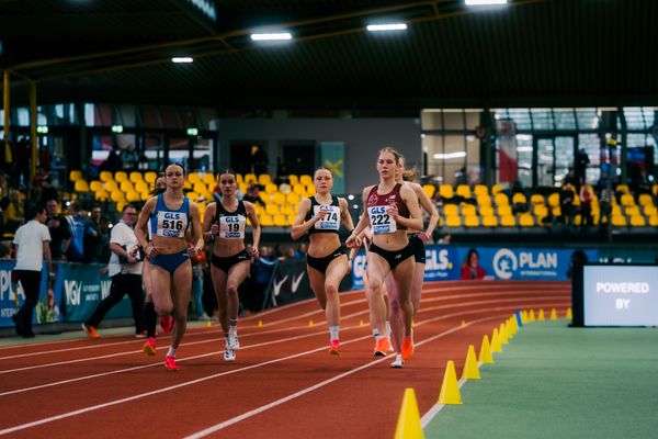 Mona Friedrich (LG Würm Athletik), waehrend der 55. Deutsche Jugend-Hallenmeisterschaften U20 am 24.02.2024 in der Helmut-Körnig-Halle in Dortmund