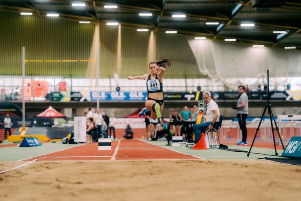 Yara Böhmer (ART Düsseldorf) waehrend der 55. Deutsche Jugend-Hallenmeisterschaften U20 am 24.02.2024 in der Helmut-Körnig-Halle in Dortmund