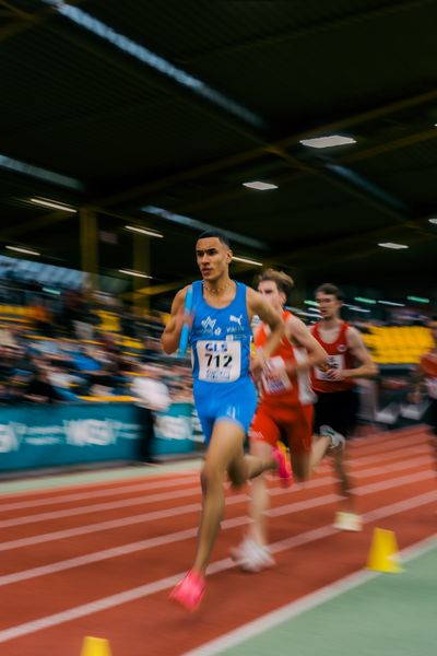 Florian Zittel (TV Wattenscheid 01) waehrend der 55. Deutsche Jugend-Hallenmeisterschaften U20 am 24.02.2024 in der Helmut-Körnig-Halle in Dortmund