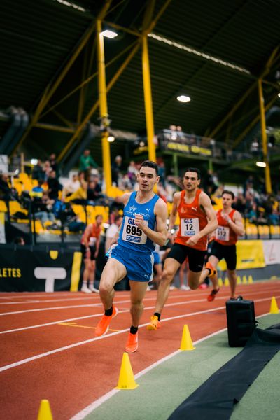 Maximilian Feist (TV Wattenscheid 01) waehrend der 55. Deutsche Jugend-Hallenmeisterschaften U20 am 24.02.2024 in der Helmut-Körnig-Halle in Dortmund