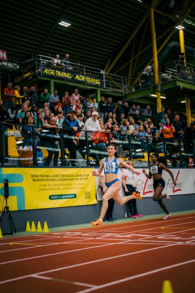 Johanna Martin (1. LAV Rostock) waehrend der 55. Deutsche Jugend-Hallenmeisterschaften U20 am 25.02.2024 in der Helmut-Körnig-Halle in Dortmund