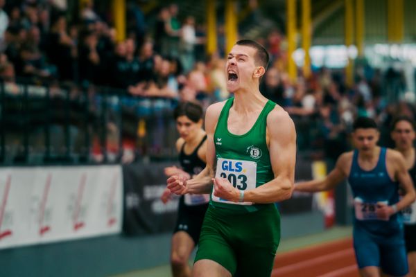 Max Husemann (Eintracht Hildesheim) gewinnt im 400m Finale waehrend der 55. Deutsche Jugend-Hallenmeisterschaften U20 am 25.02.2024 in der Helmut-Körnig-Halle in Dortmund