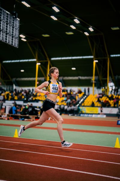 Adia Budde (TSV Altenholz) waehrend der 55. Deutsche Jugend-Hallenmeisterschaften U20 am 25.02.2024 in der Helmut-Körnig-Halle in Dortmund