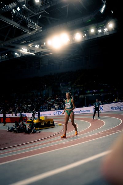 Sharlene Mawdsley (IRL/Ireland) im 400m Vorlauf am 01.03.2024 bei den World Athletics Indoor Championships in Glasgow (Schottland / Vereinigtes Königreich)