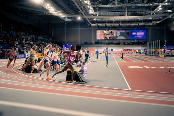 Talitha Diggs (USA/United States of America), Henriette Jaeger (NOR/Norway), Amandine Brossier (FRA/France), Sharlene Mawdsley (IRL/Ireland) im 400m Vorlauf am 01.03.2024 bei den World Athletics Indoor Championships in Glasgow (Schottland / Vereinigtes Königreich)