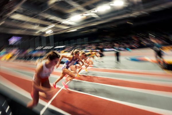 Georgia Bell (GBR/Great Britain) im 1500m Vorlauf am 01.03.2024 bei den World Athletics Indoor Championships in Glasgow (Schottland / Vereinigtes Königreich)