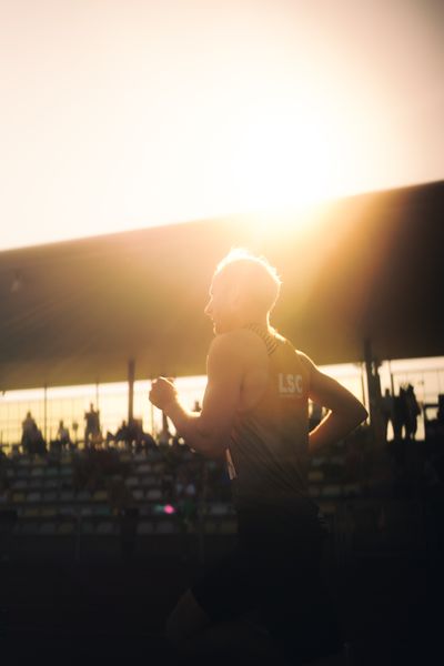 Florian Bremm (GER/LSC Höchstadt/Aisch) am 11.05.2024 während der 8. PUMA NITRO Lange Laufnacht im Carl-Kaufmann-Stadion in Karlsruhe