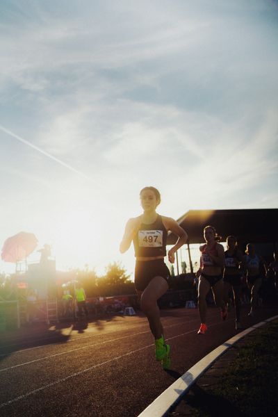 Jana Reinert (GER/LG Stadtwerke München) am 11.05.2024 während der 8. PUMA NITRO Lange Laufnacht im Carl-Kaufmann-Stadion in Karlsruhe