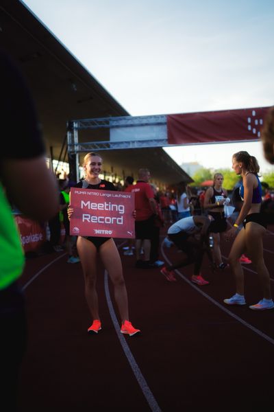 Nele Weßel (GER/TV Waldstraße Wiesbaden) am 11.05.2024 während der 8. PUMA NITRO Lange Laufnacht im Carl-Kaufmann-Stadion in Karlsruhe