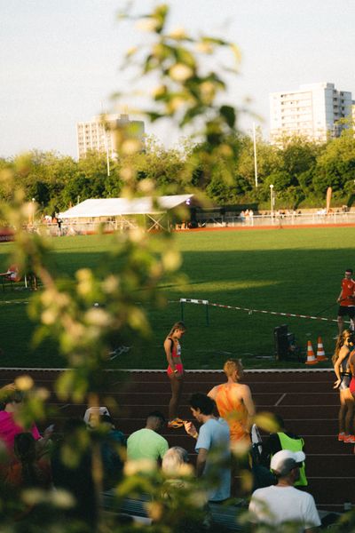 Tanja Spill (GER/LAV Bayer Uerdingen/Dormagen) am 11.05.2024 während der 8. PUMA NITRO Lange Laufnacht im Carl-Kaufmann-Stadion in Karlsruhe