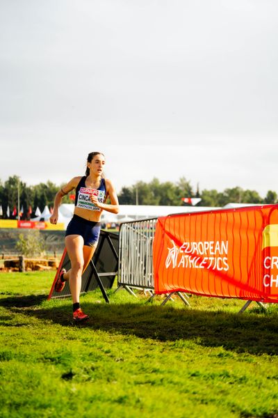 Aina Cinca Bons (Andorra) am 08.12.2024 bei den Crosslauf-Europameisterschaften in Antalya