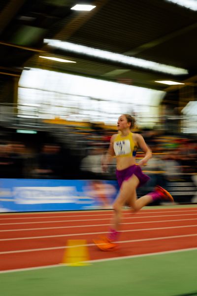 Maya Schuler (LG Ortenau Nord) waehrend den deutschen Jugend-Hallenmeisterschaften U20 am 15.02.2025 in der Helmut-Körnig-Halle in Dortmund
