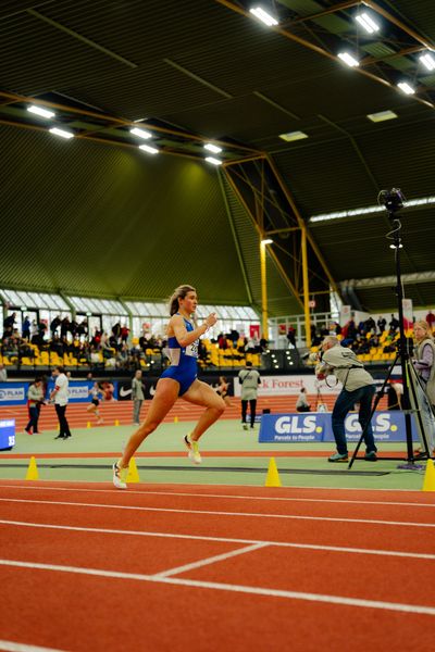Johanna Martin (1. LAV Rostock) waehrend den deutschen Jugend-Hallenmeisterschaften U20 am 15.02.2025 in der Helmut-Körnig-Halle in Dortmund