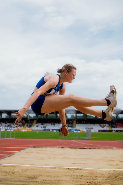 Fiona Antonia Lucya (TV 87 Stadtoldendorf) waehrend der U16-/U23-DM am 06.07.2025 im Donaustadion in Ulm