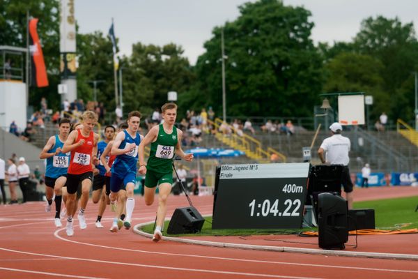 Jaron Diehr (VfL Wolfsburg), Constantin Harry Fox (SV 1885 Teutschenthal/WLT), Jonas Hörnke (ASC Düsseldorf) waehrend der U16-/U23-DM am 06.07.2025 im Donaustadion in Ulm