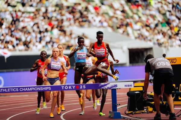 Lexy Halladay (USA), Norah Jeruto (KAZ), Faith Cherotich (KEN) during the World Athletics Championships on 15.09.2025 in Tokyo.