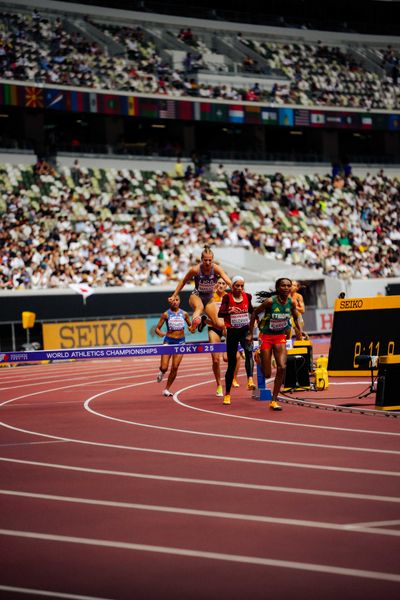 Angelina Napoleon (USA), Marwa Bouzayani (TUN), Sembo Almayew (ETH) during the World Athletics Championships on 15.09.2025 in Tokyo.