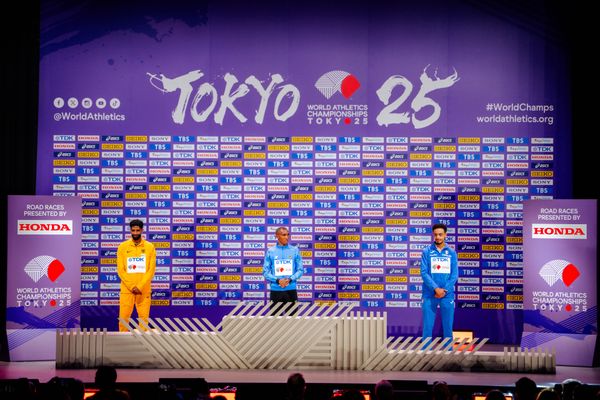 Medal ceremony of Men’s Marathon during the World Athletics Championships with Amanal Petros (GER),
 Alphonce Felix Simbu (TAN) & Iliass Aouani (ITA) 15.09.2025 in Tokyo.
