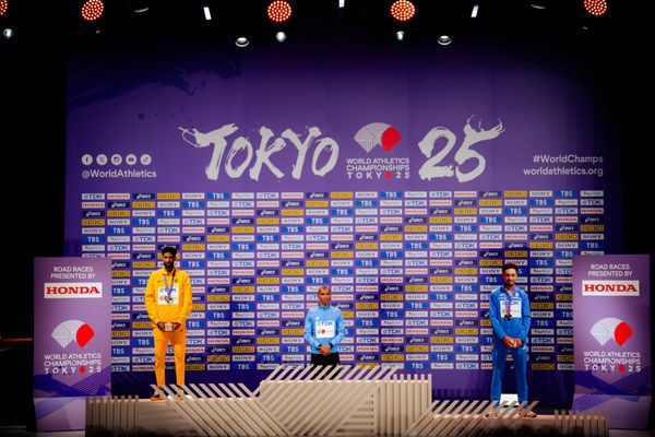 Medal ceremony of Men’s Marathon during the World Athletics Championships with Amanal Petros (GER),
 Alphonce Felix Simbu (TAN) & Iliass Aouani (ITA) 15.09.2025 in Tokyo.