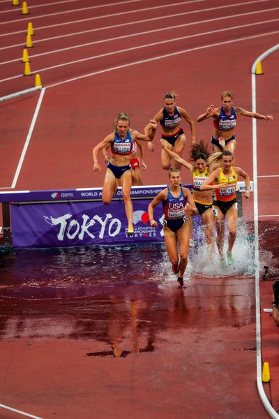 Lea Meyer (GER), Gesa Felicitas Krause (GER) during the World Athletics Championships on 17.09.2025 in Tokyo.
